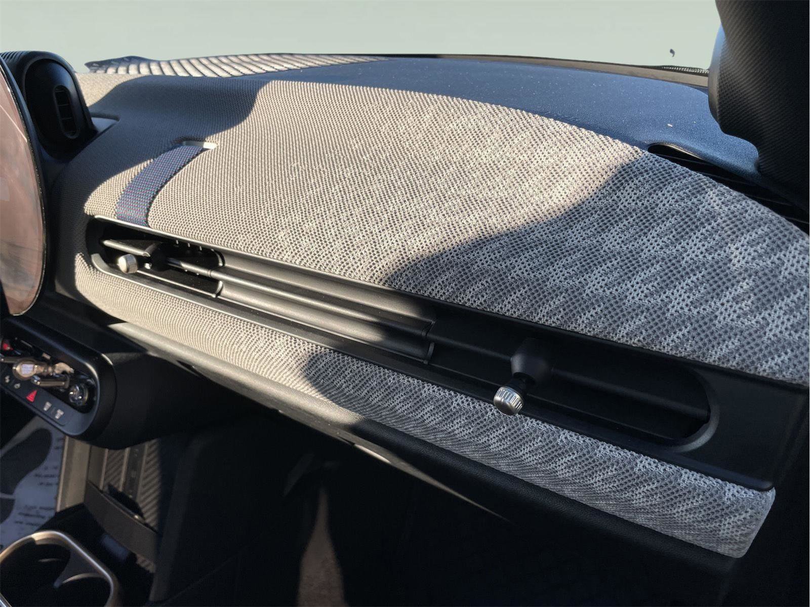 Used 2025 MINI Cooper S image 21