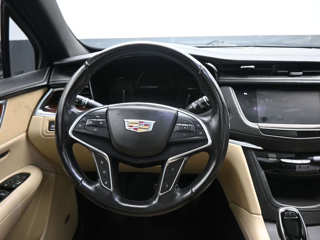 Used 2019 Cadillac XT5 Luxury image 9