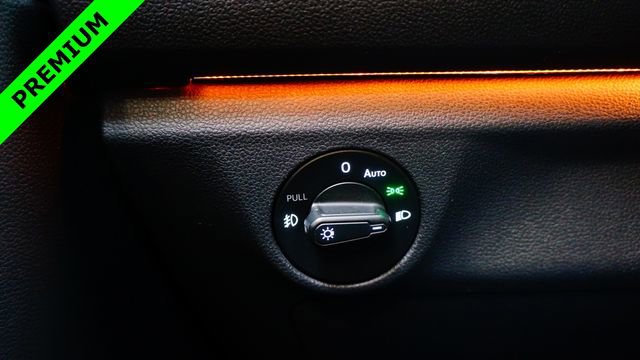 Used 2020 Volkswagen Jetta SEL Premium image 27