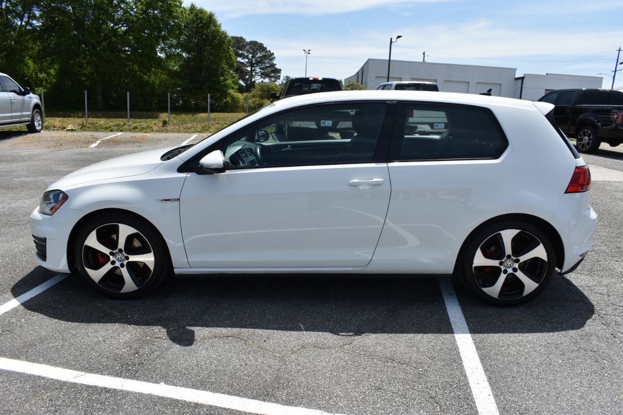 Used 2015 Volkswagen GTI S FWD image 8