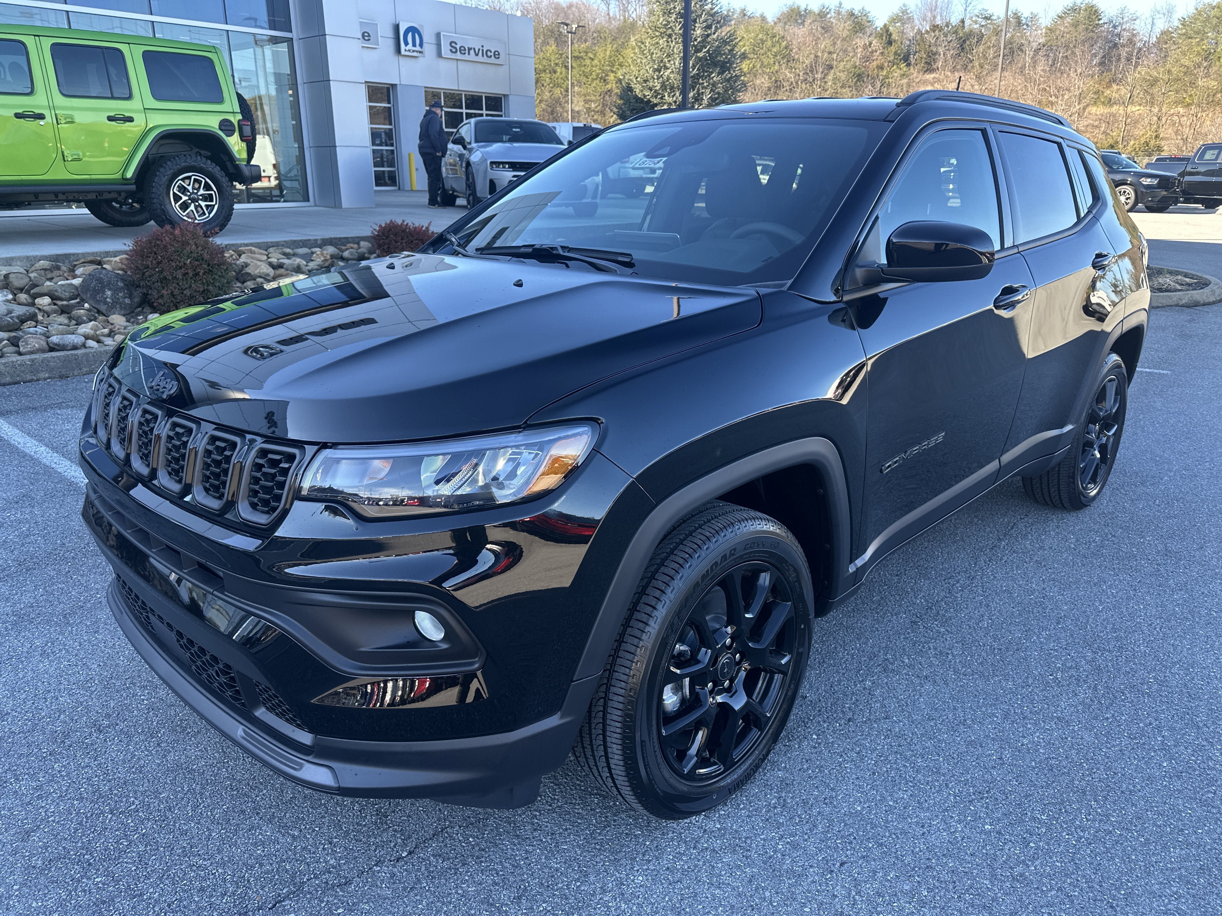 New 2026 Jeep Compass Latitude AWD/4WD image 2