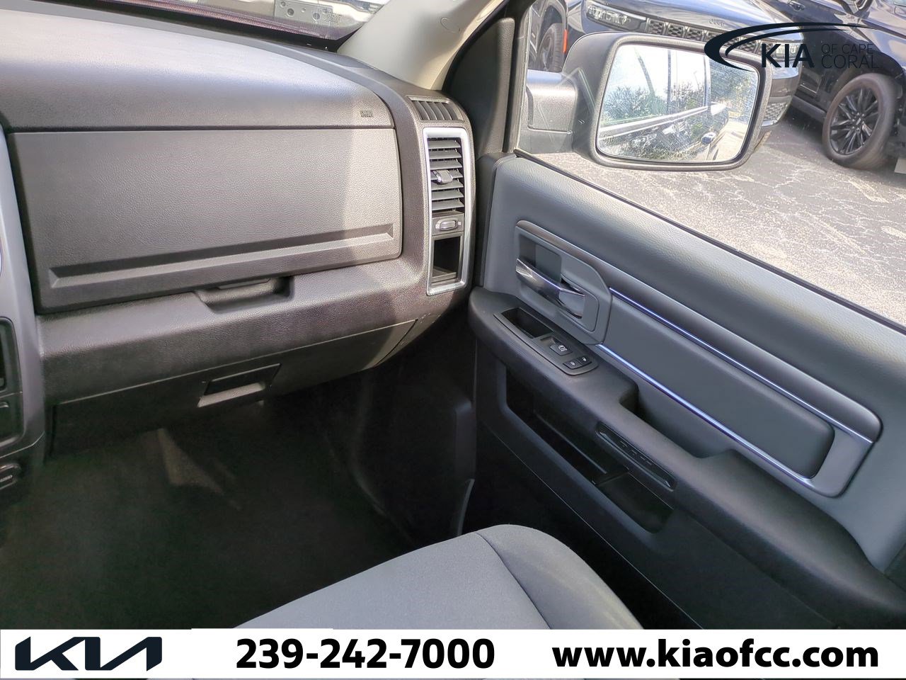 Used 2022 RAM 1500 Classic SLT w/ Electronics Convenience Group image 15