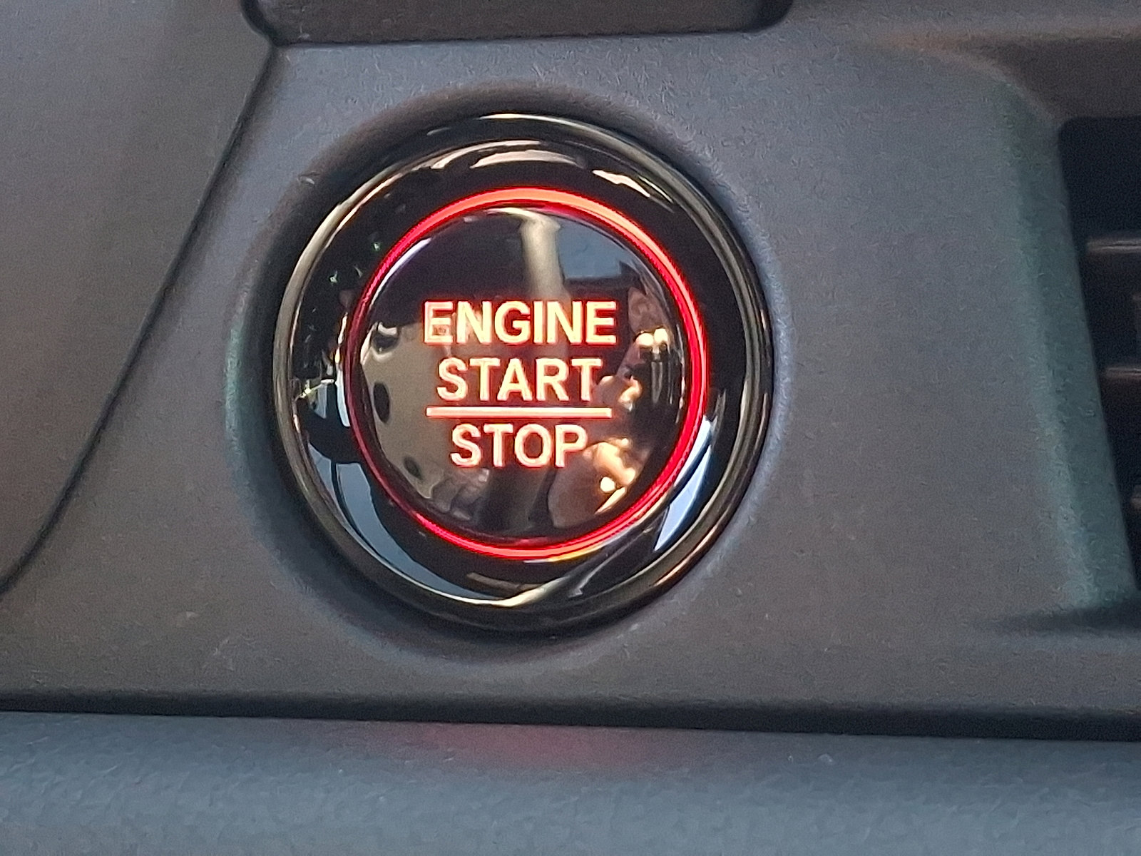 Used 2025 Honda Pilot TrailSport image 23