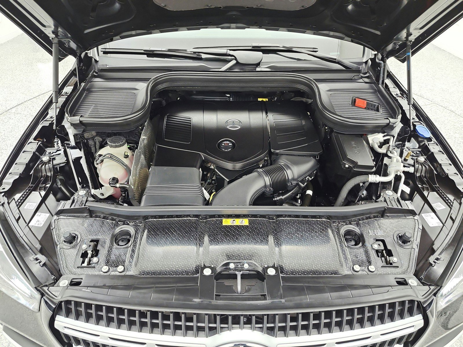 Certified 2025 Mercedes-Benz GLE 350 4MATIC image 16