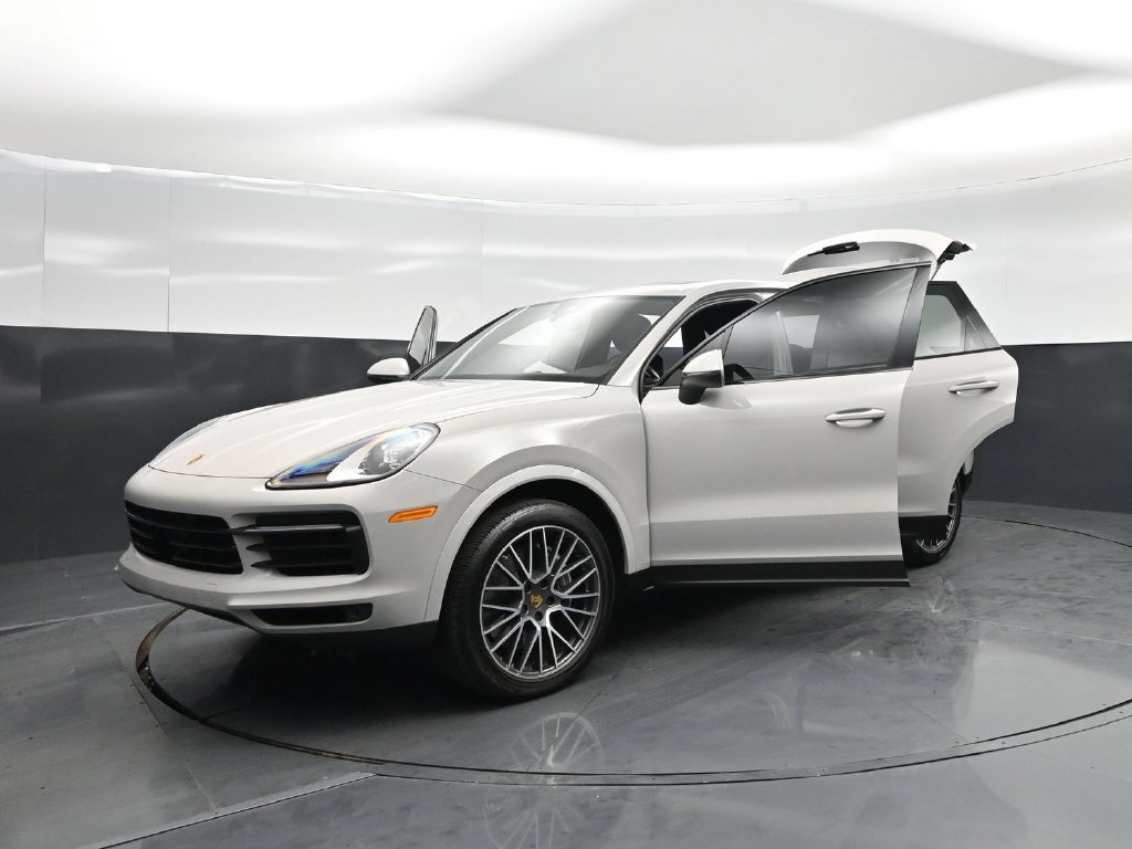 Used 2021 Porsche Cayenne AWD/4WD image 27