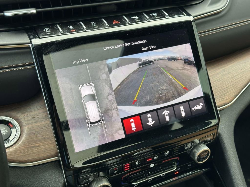 Used 2023 Jeep Grand Cherokee L Summit w/ High Altitude Package image 27