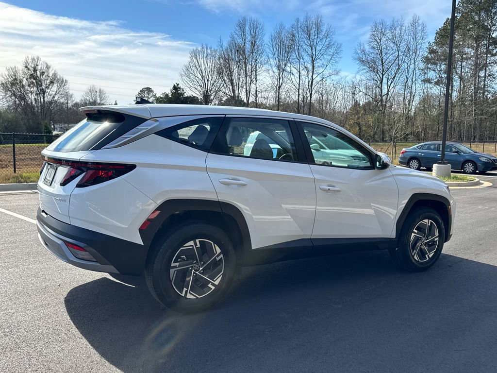 New 2026 Hyundai Tucson Blue SE image 7