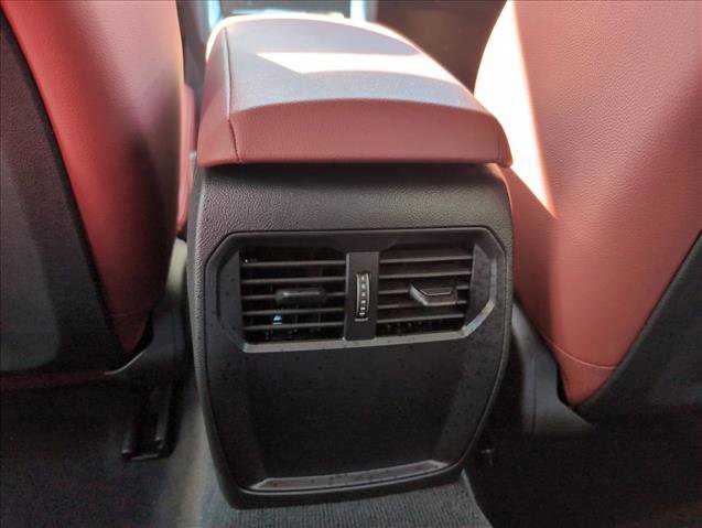 Used 2025 BMW 440i xDrive Coupe w/ Premium Package image 21