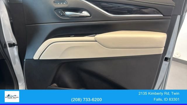 Used 2024 Cadillac Escalade Sport w/ LPO, ONYX Package AWD/4WD image 37