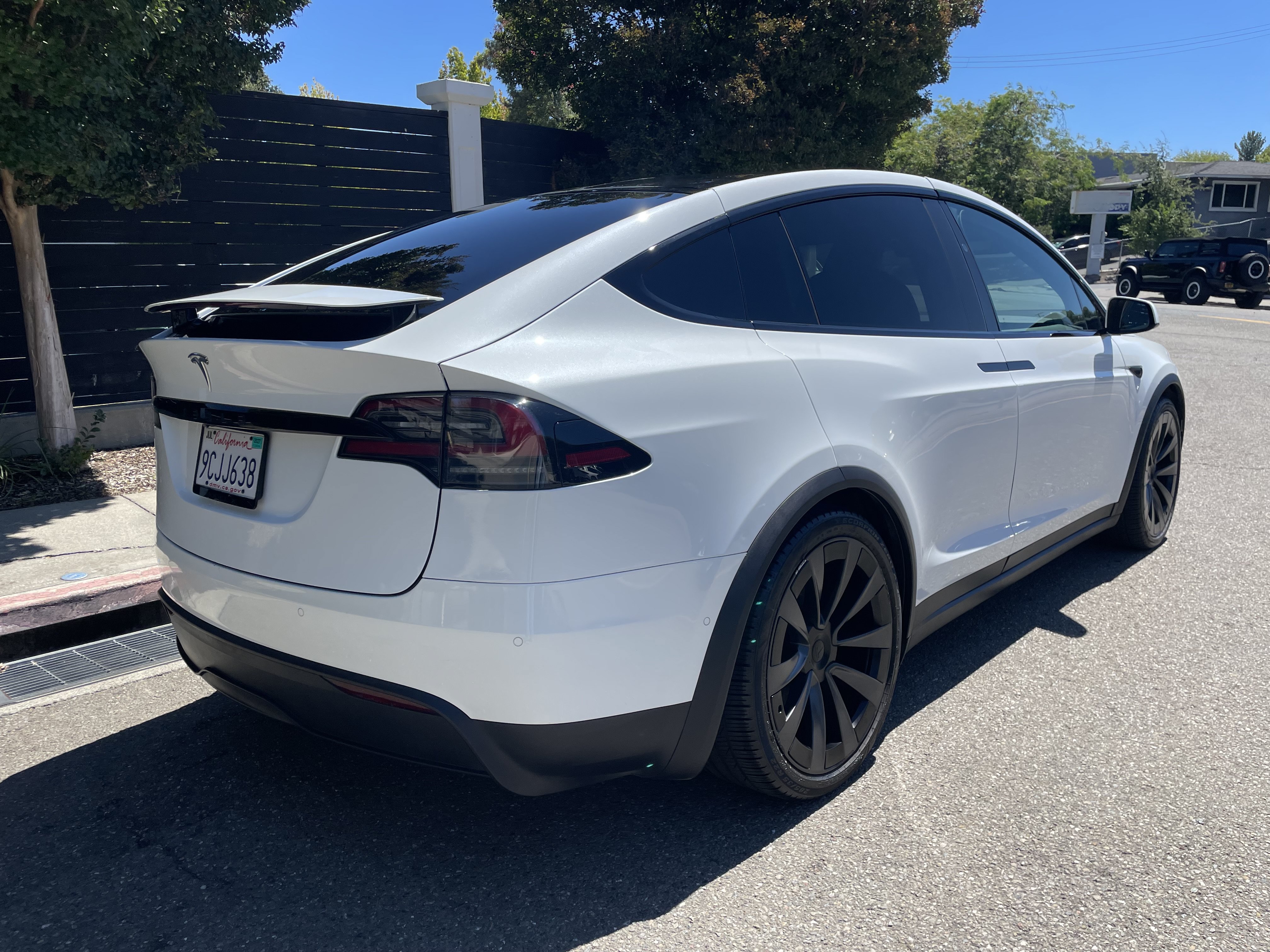 Used 2022 Tesla Model X AWD/4WD image 9