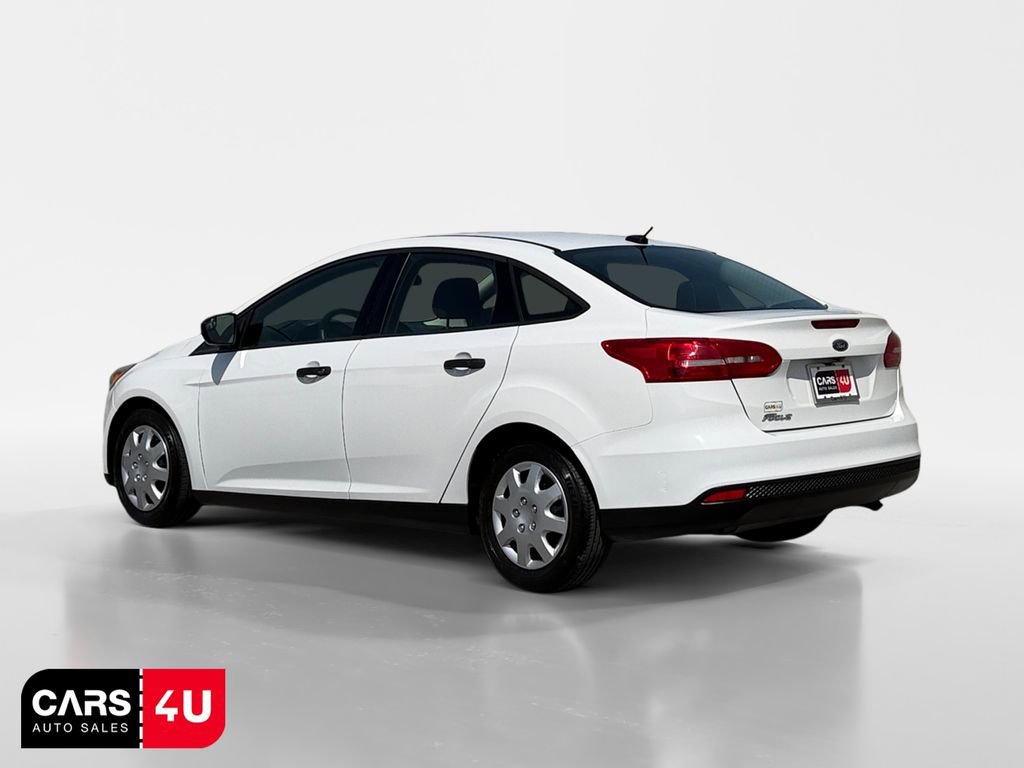 Used 2017 Ford Focus S image 5