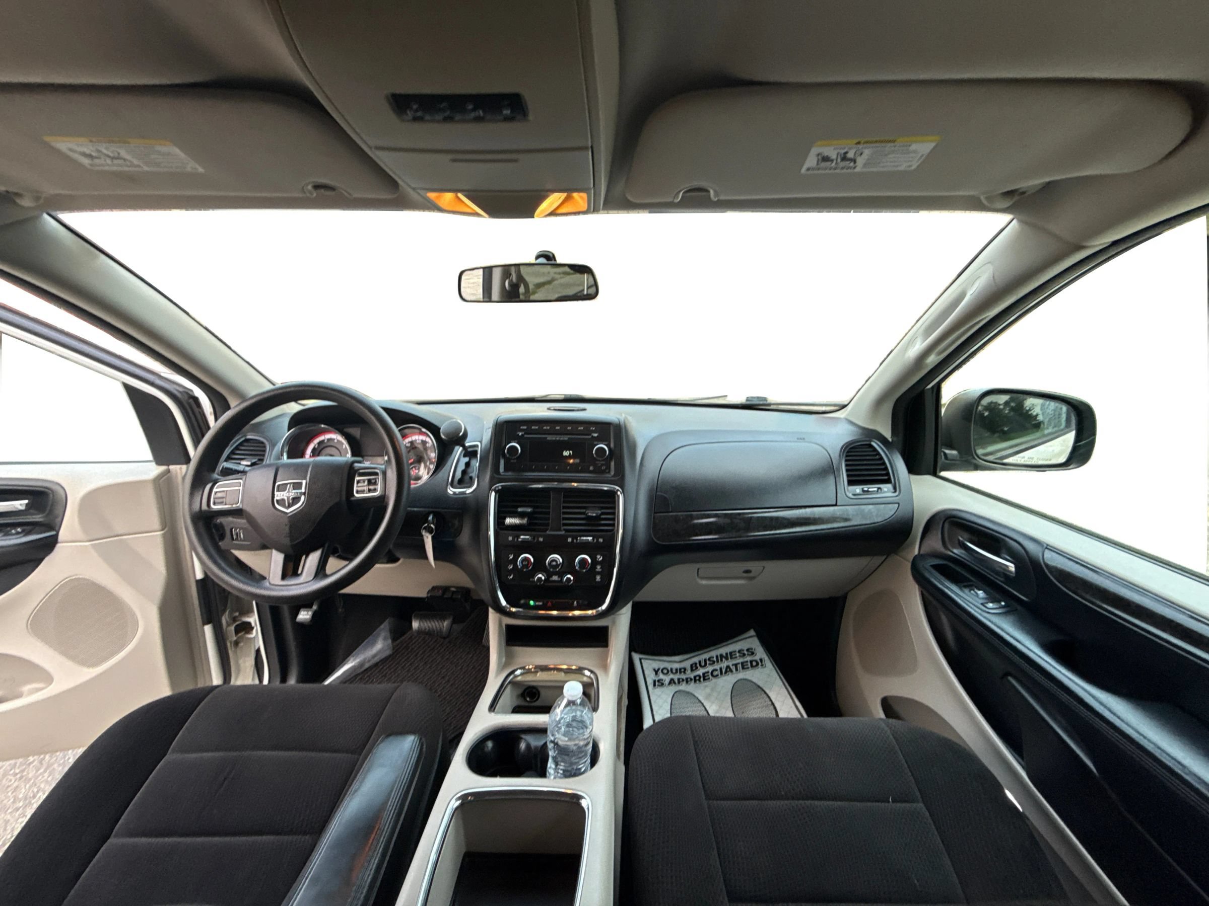 Used 2012 Dodge Grand Caravan SXT FWD image 21
