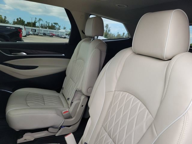 Certified 2023 Buick Enclave Avenir w/ Avenir Technology Package image 10