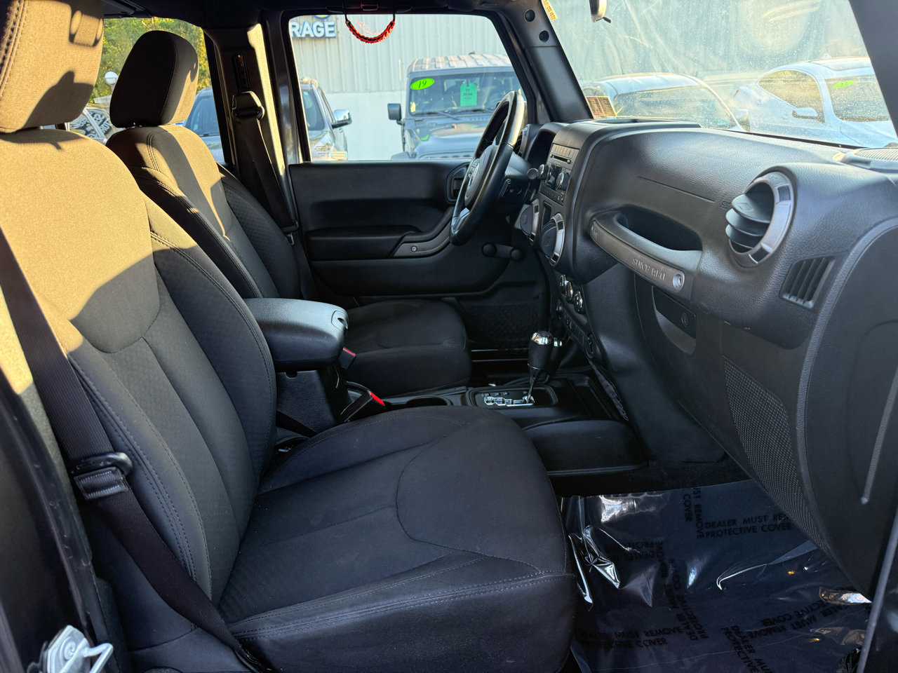 Used 2017 Jeep Wrangler Unlimited Sport w/ Connectivity Group image 12