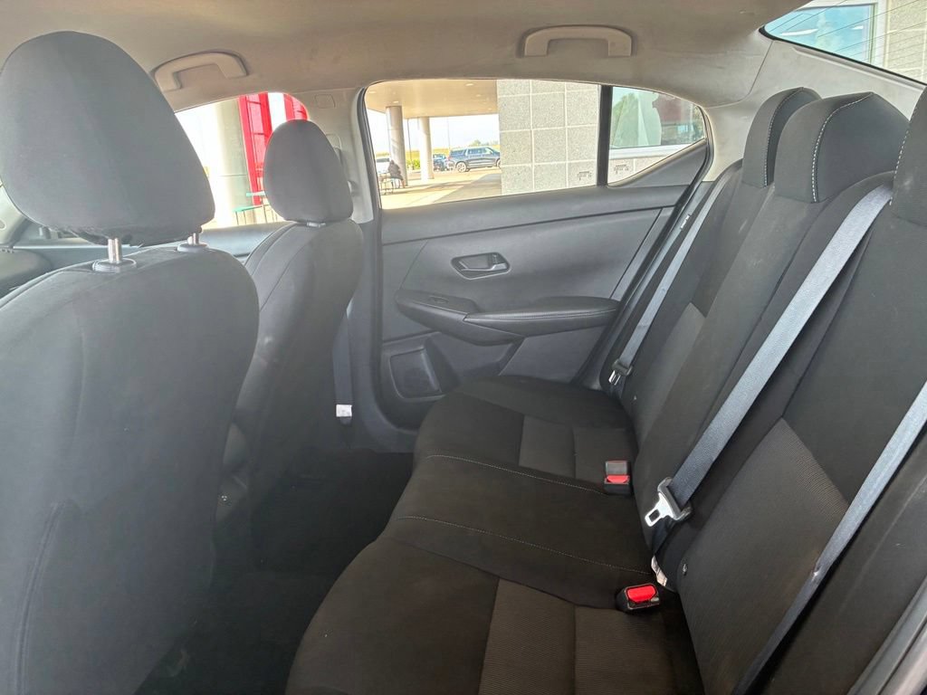 Used 2025 Nissan Sentra SV FWD image 16