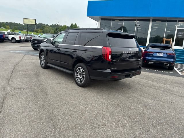 Used 2025 Ford Expedition Active AWD/4WD image 25
