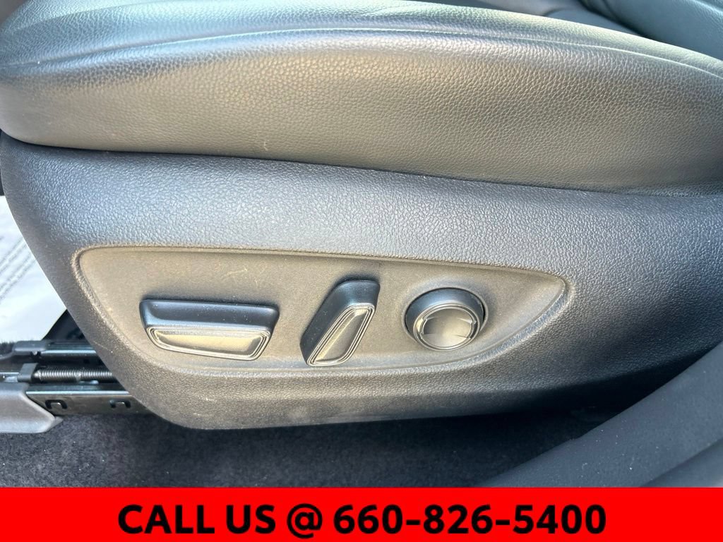 Used 2022 Toyota Highlander XLE AWD/4WD image 20