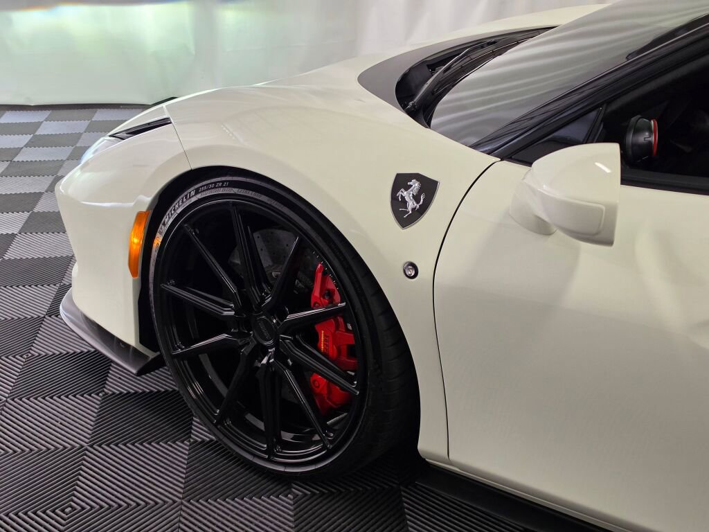 Used 2022 Ferrari F8 Tributo RWD image 64