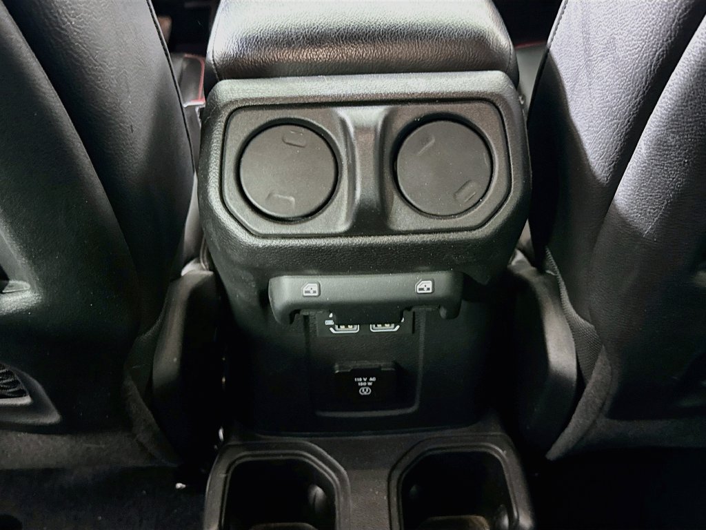 Used 2021 Jeep Wrangler Unlimited Rubicon AWD/4WD image 27
