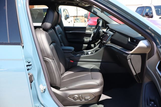 New 2026 Jeep Grand Cherokee L Limited AWD/4WD image 46