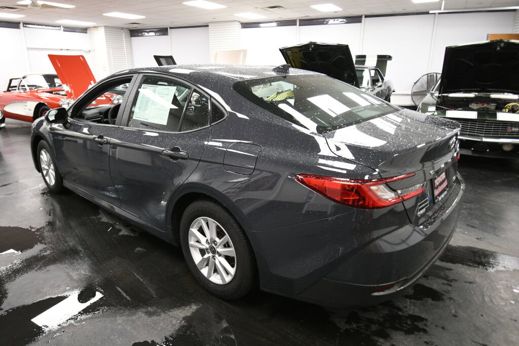 Certified 2025 Toyota Camry LE image 5