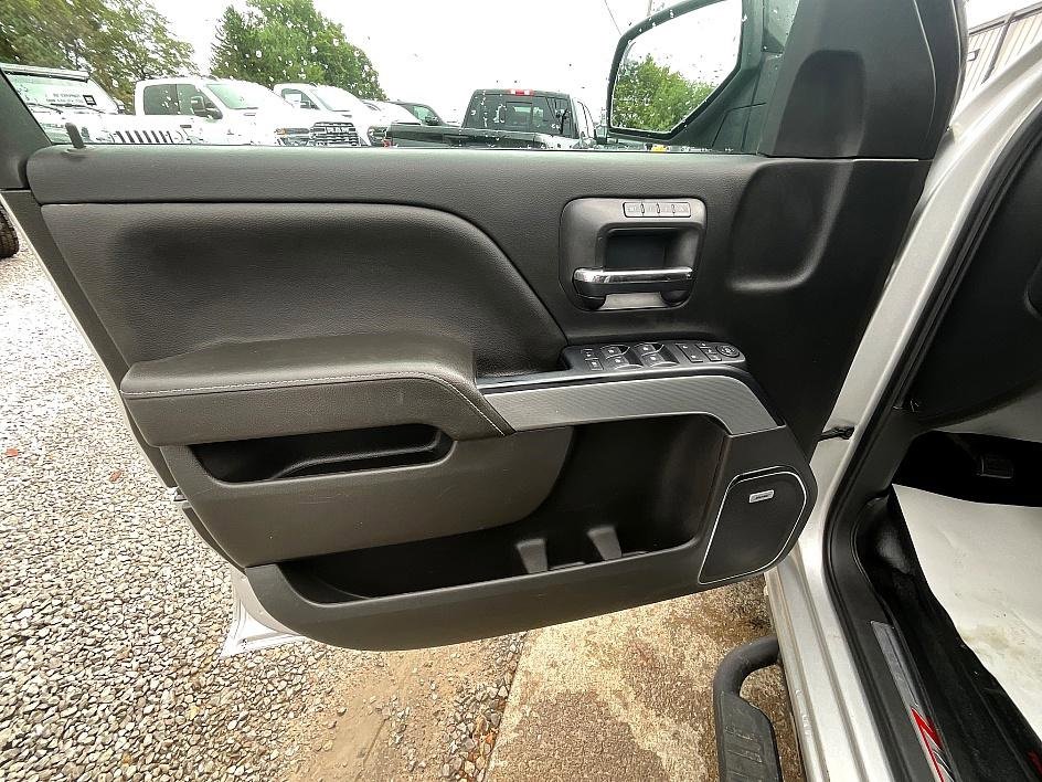 Used 2017 Chevrolet Silverado 1500 LTZ Z71 w/ Redline Edition image 12