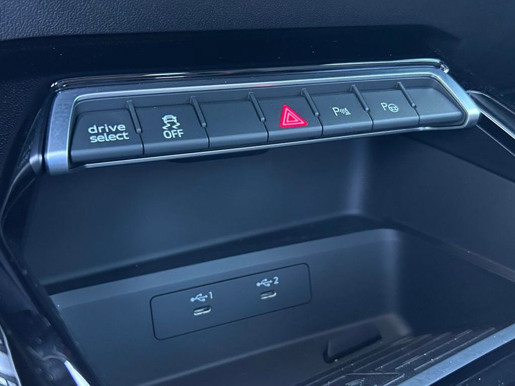 Used 2024 Audi RS 3 image 29