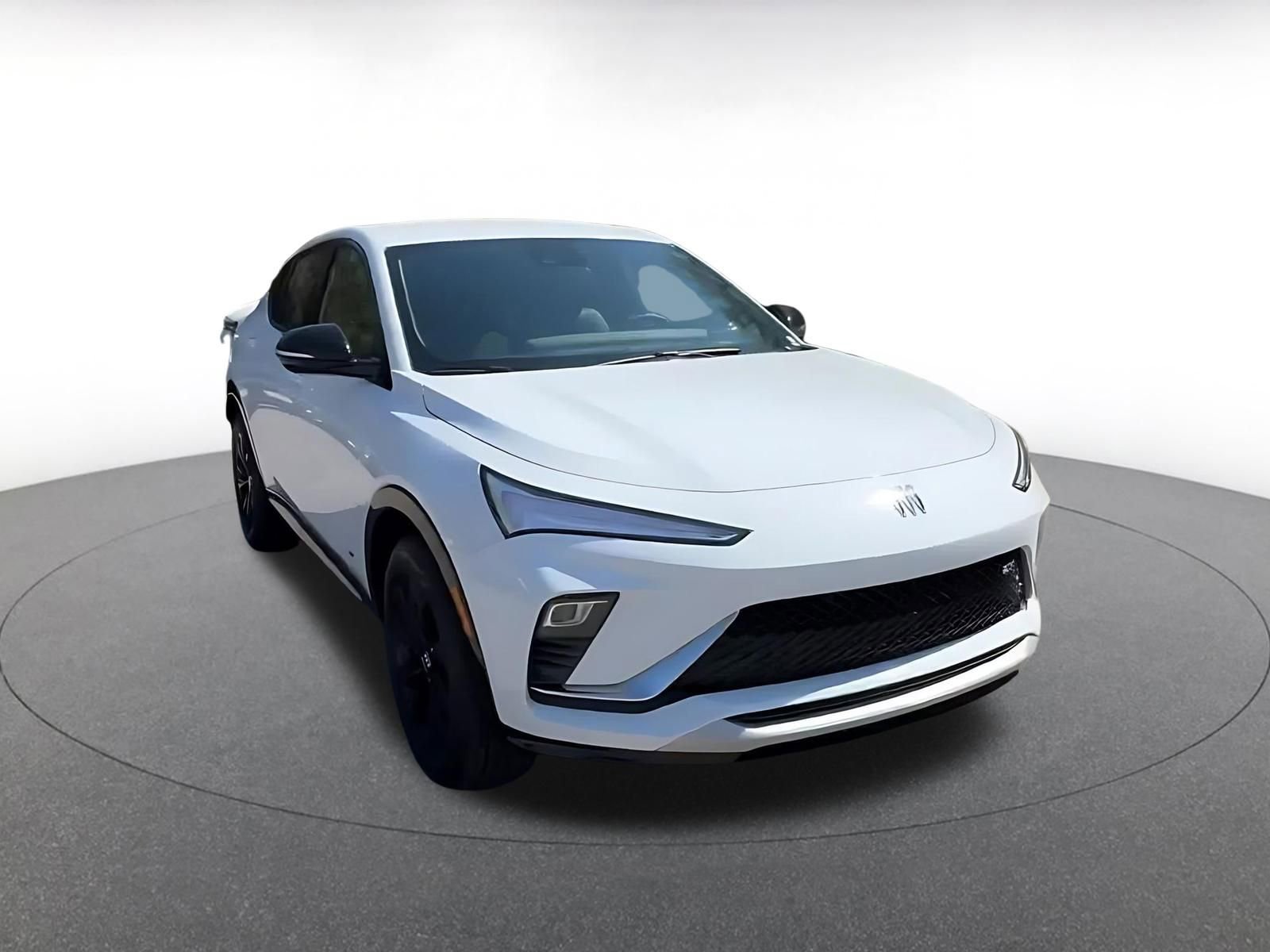 Used 2025 Buick Envista Sport Touring image 3