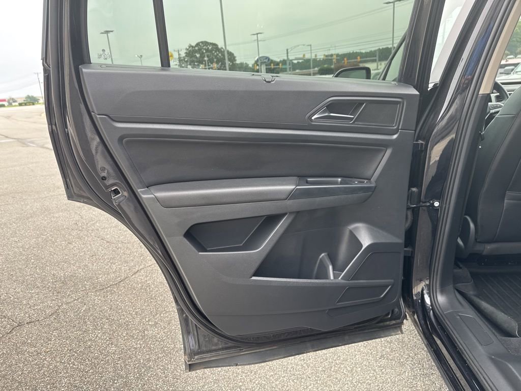 Used 2021 Volkswagen Atlas SE image 15