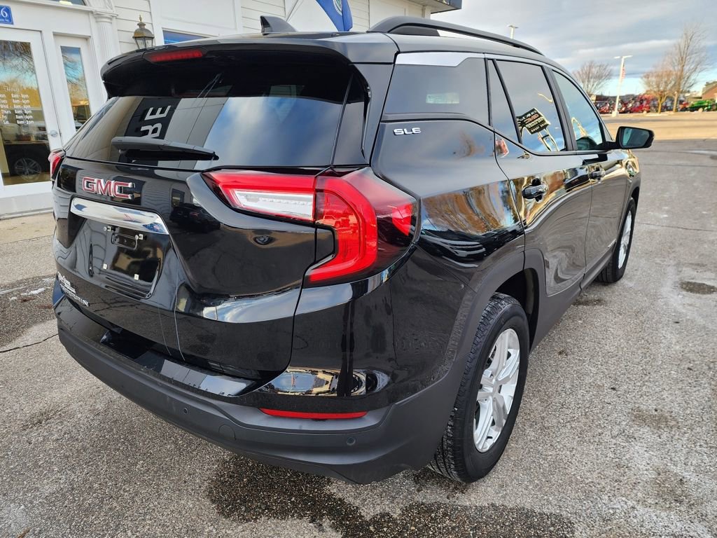Certified 2024 GMC Terrain SLE w/ Driver Convenience Package image 5