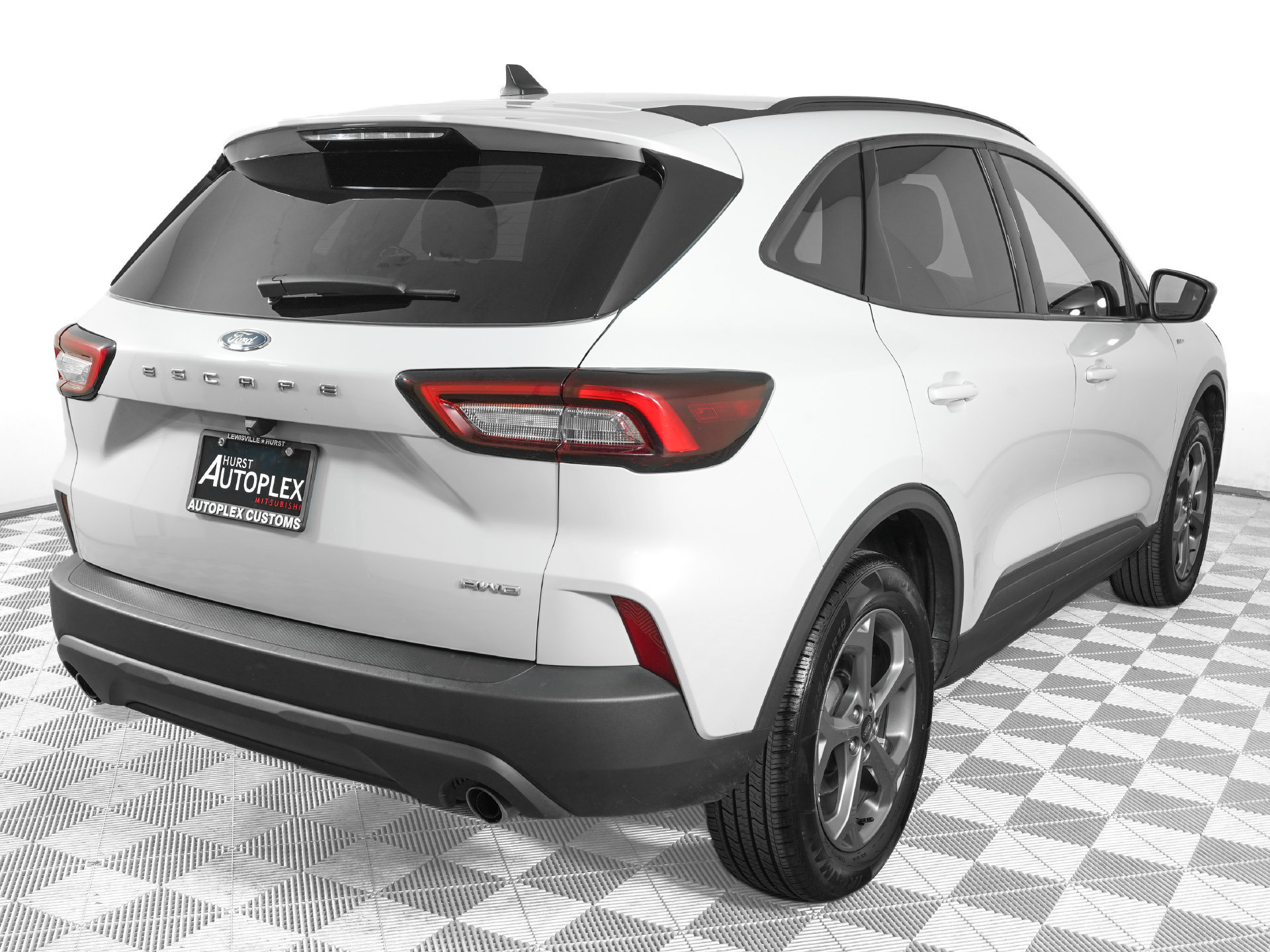 Used 2025 Ford Escape ST-Line AWD/4WD image 5