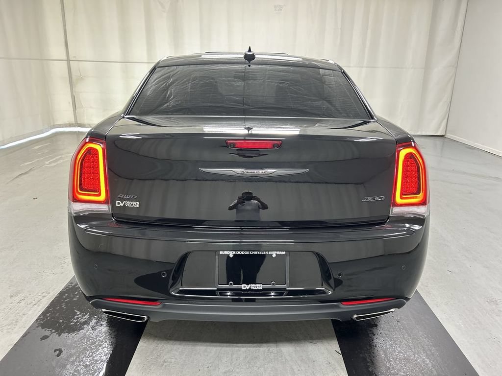 Used 2023 Chrysler 300 Touring L w/ Popular Equipment Group AWD/4WD image 22