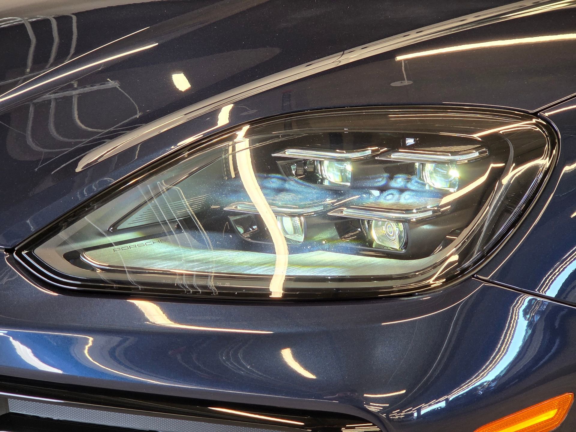 Certified 2026 Porsche Cayenne E-Hybrid Coupe AWD/4WD image 24