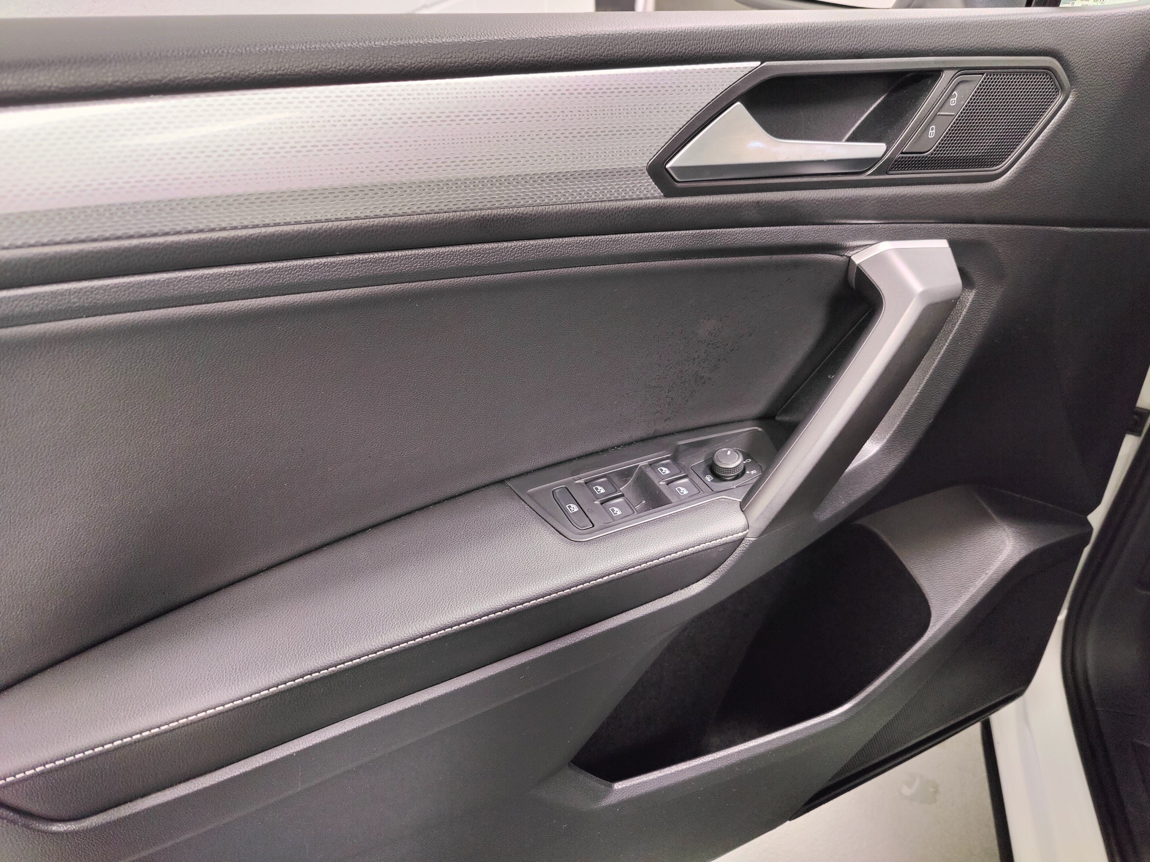 Certified 2024 Volkswagen Tiguan S AWD/4WD image 22