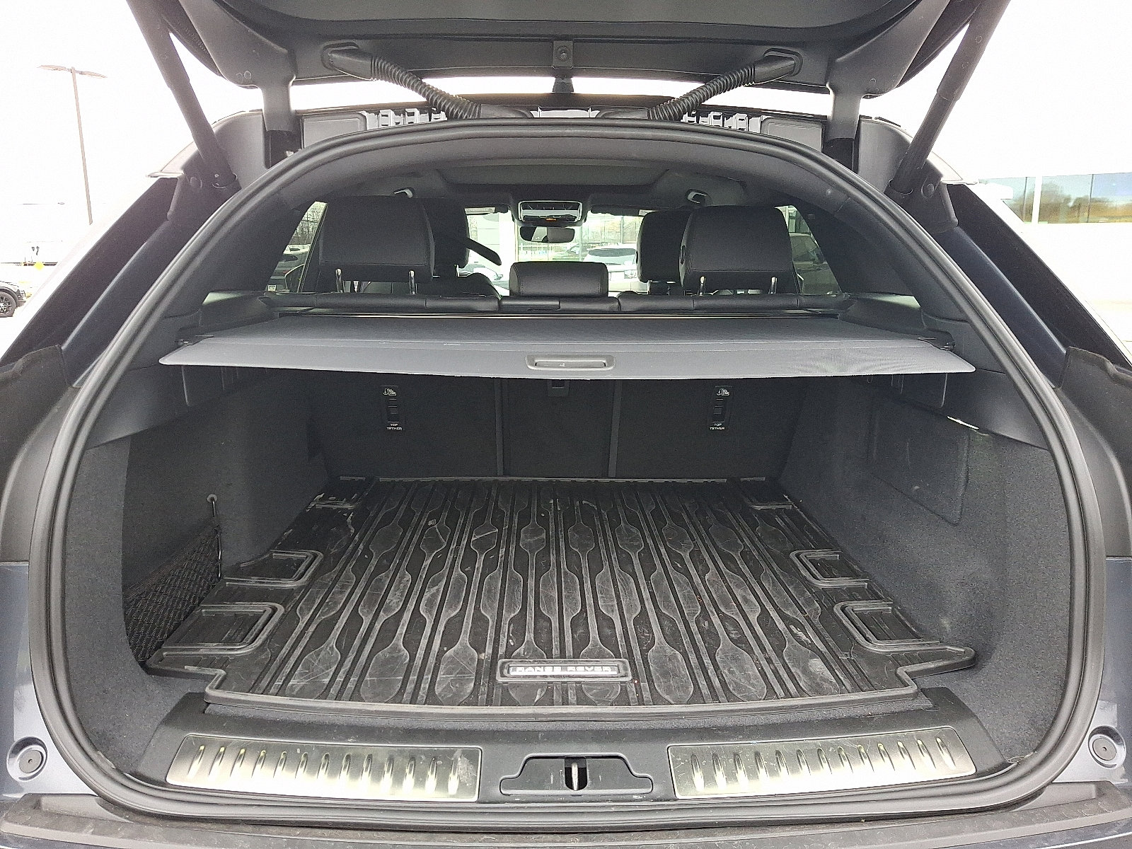 Used 2026 Land Rover Range Rover Velar Dynamic SE image 27