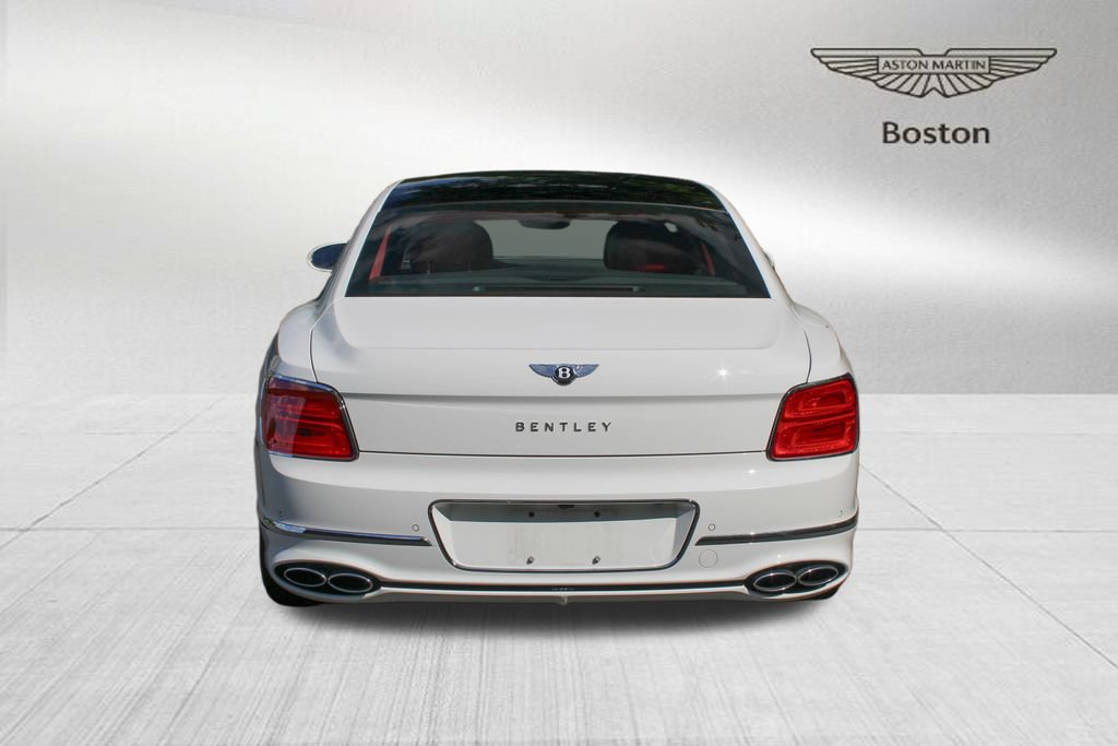 Used 2024 Bentley Flying Spur V8 AWD/4WD image 3
