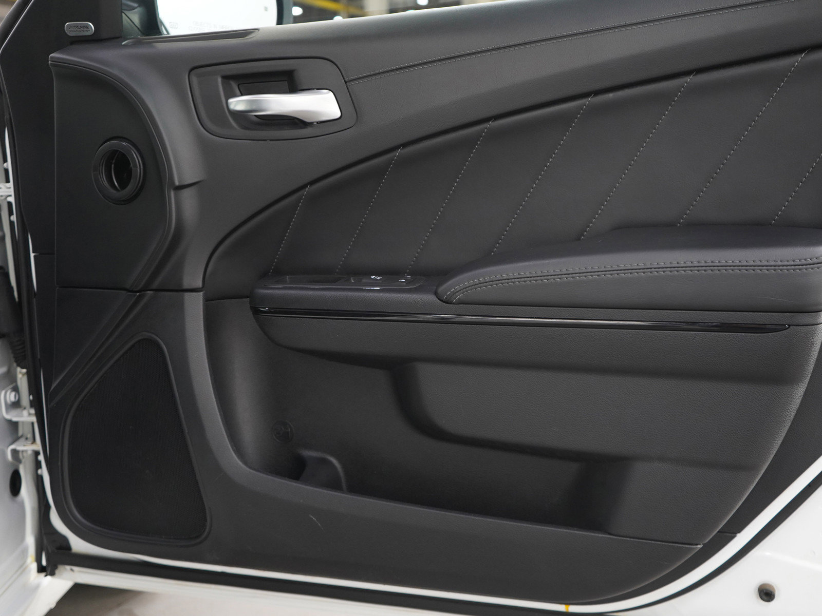 Used 2020 Dodge Charger SXT w/ Plus Group image 9