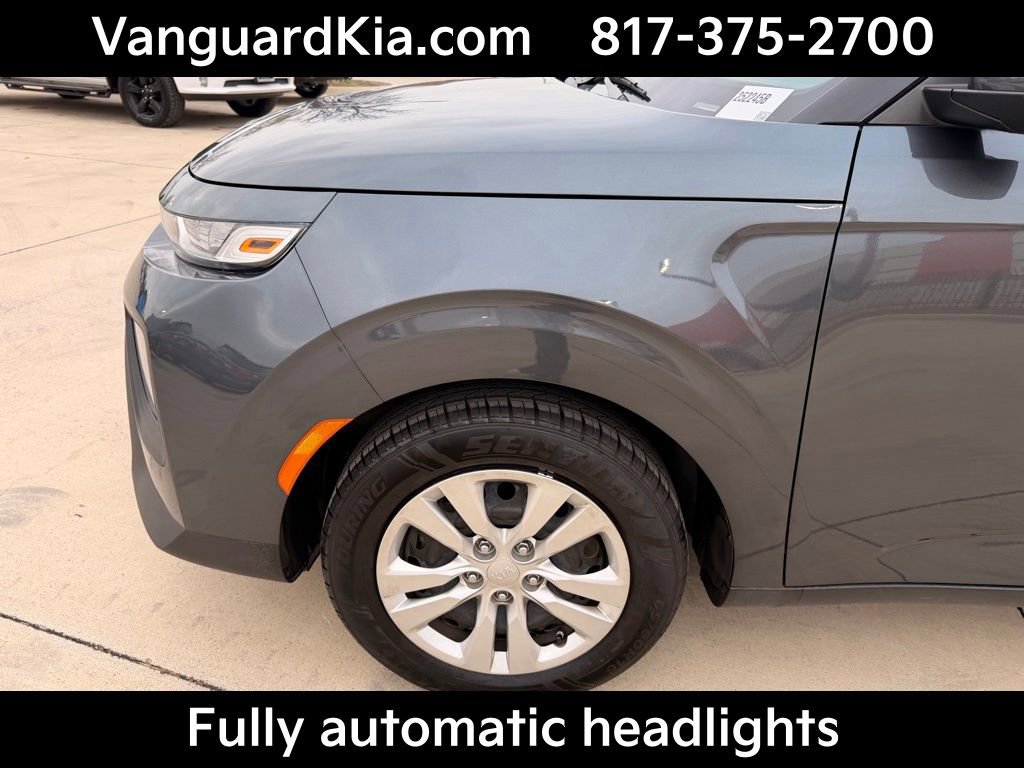 Certified 2021 Kia Soul LX image 9