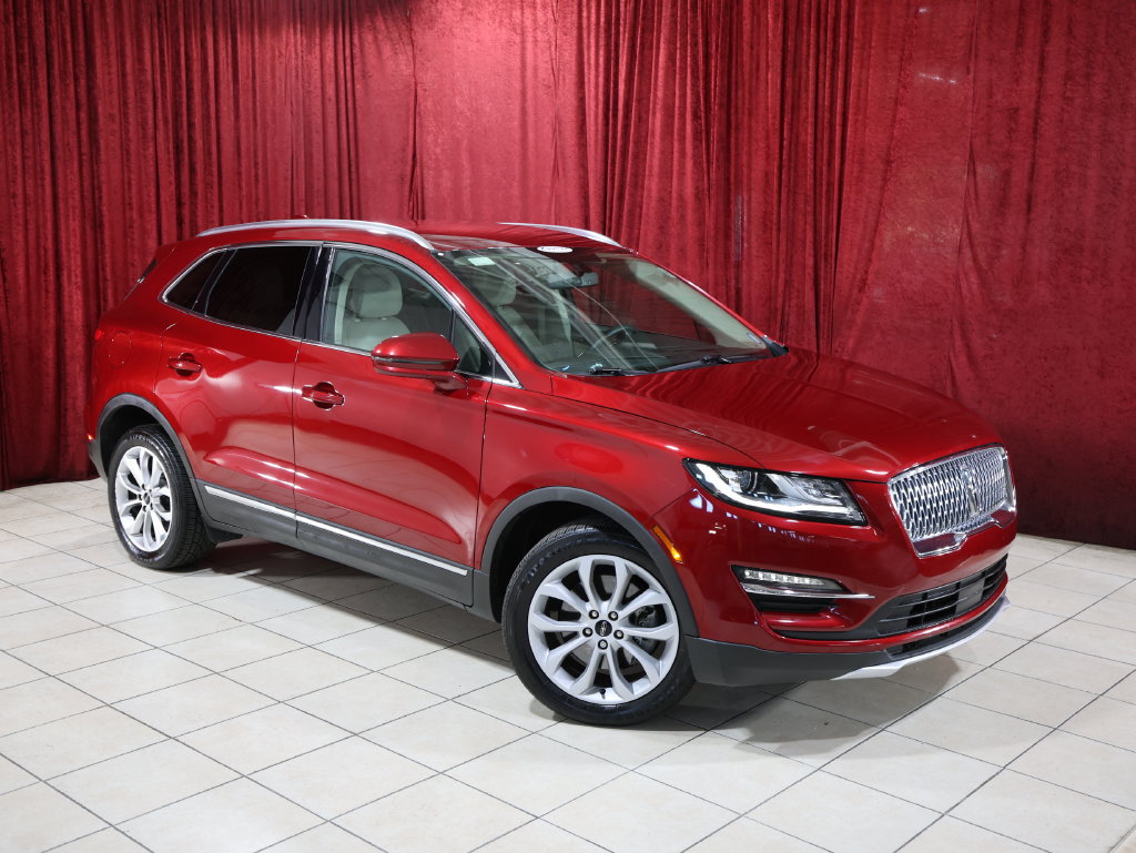 Used 2019 Lincoln MKC Select w/ Select Plus Package FWD image 2