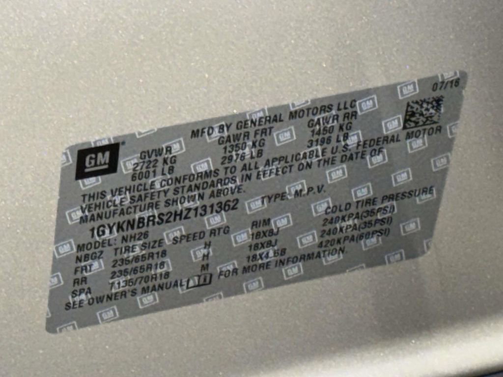 Used 2017 Cadillac XT5 Luxury w/ Driver Awareness Package image 32