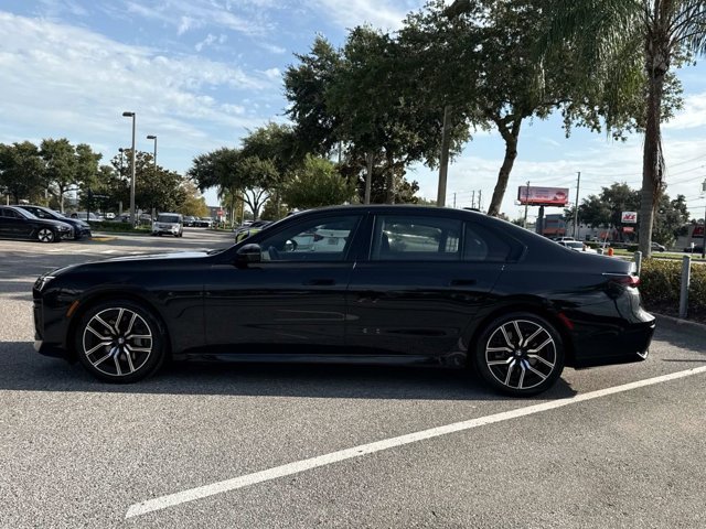 Used 2026 BMW 740i RWD image 6