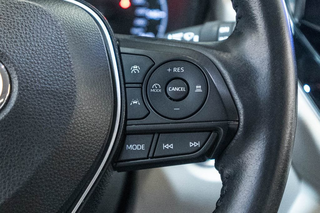 Certified 2023 Toyota Corolla Cross LE image 20