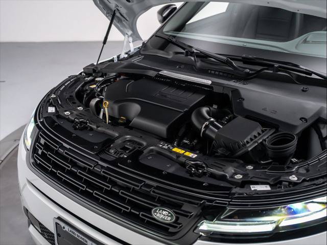 New 2026 Land Rover Range Rover Evoque Hoxton AWD/4WD image 13