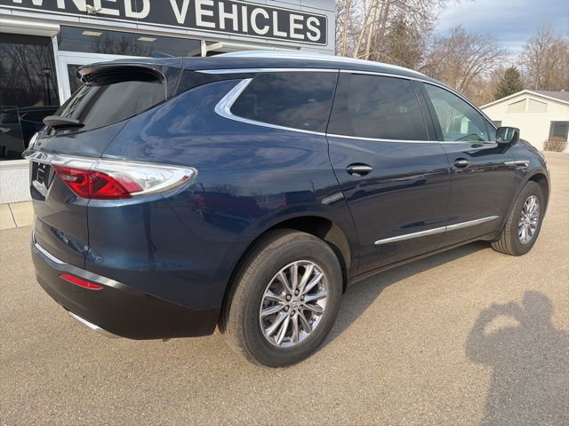 Certified 2023 Buick Enclave Essence FWD image 3