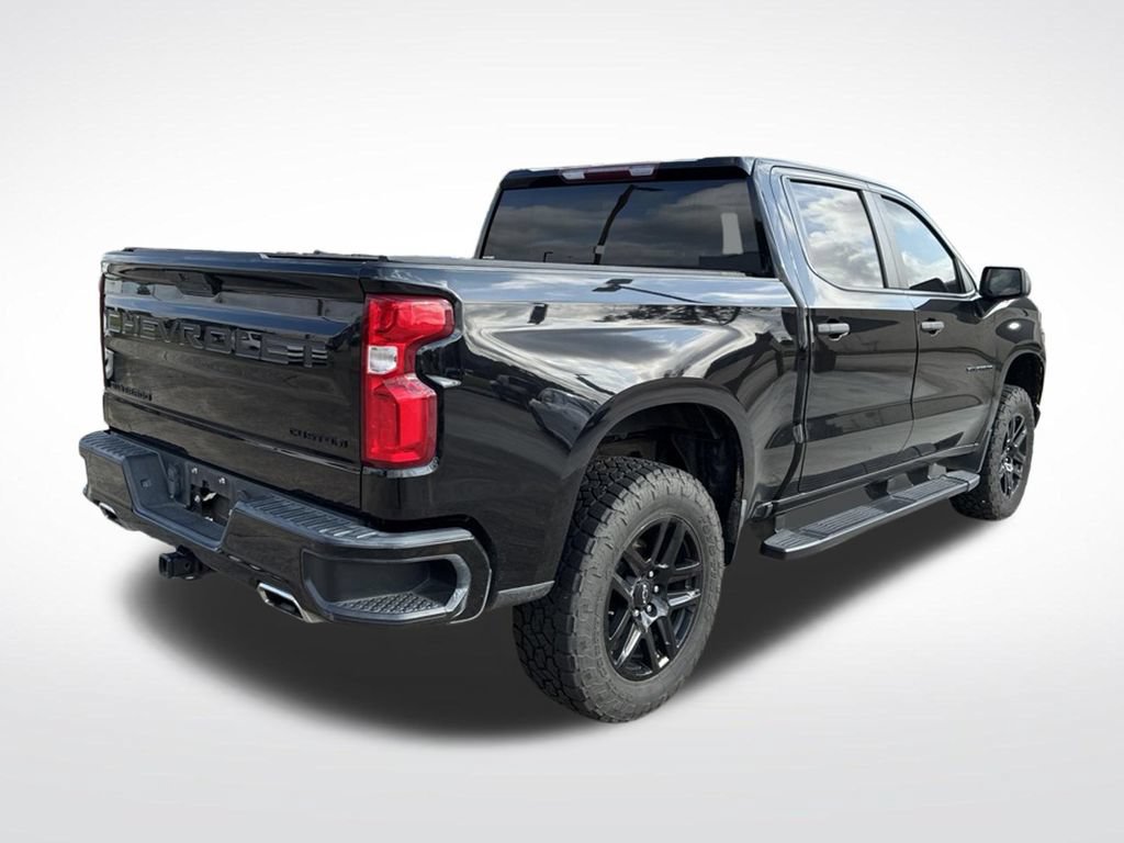 Used 2022 Chevrolet Silverado 1500 Custom Trail Boss w/ LPO, Dark Essentials Package AWD/4WD image 8