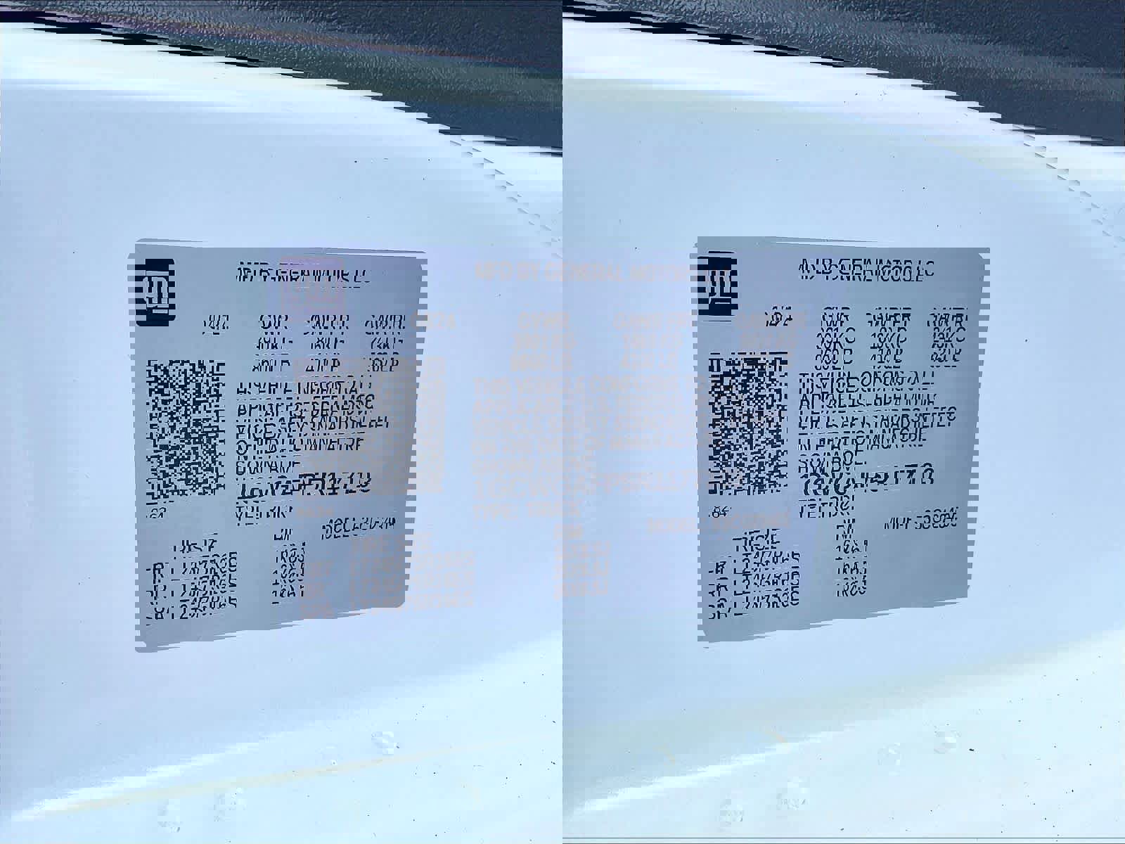 Used 2024 Chevrolet Express 2500 w/ Driver Convenience Package image 34