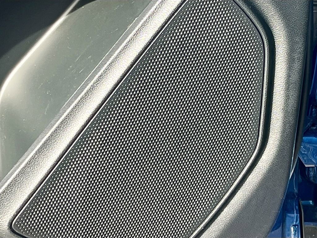 Used 2022 Ford Explorer Limited image 19