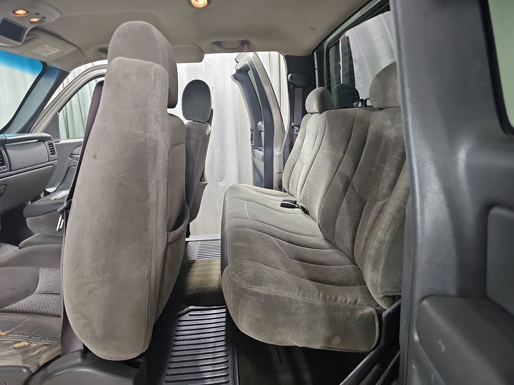 Used 2003 Chevrolet Silverado 2500 LS image 17