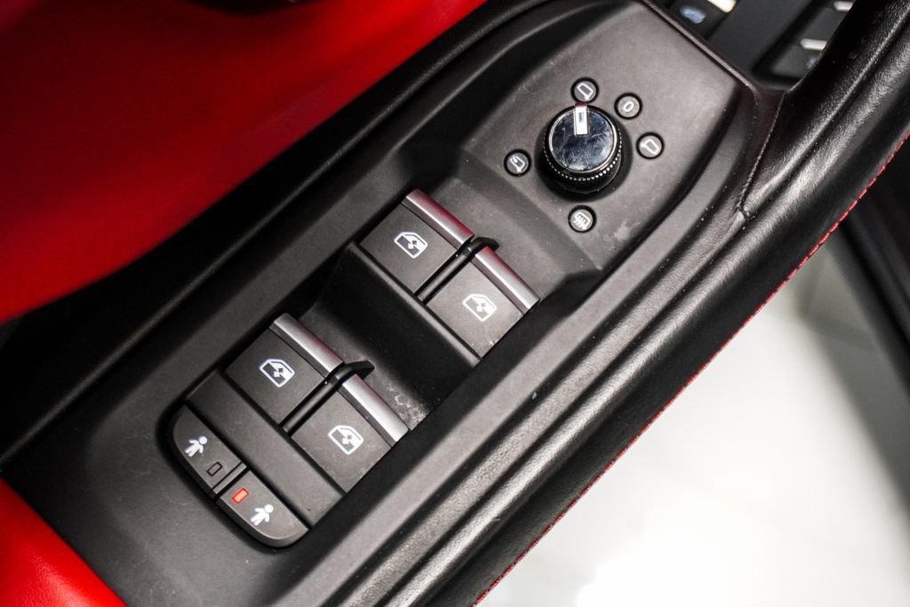 Used 2019 Lamborghini Urus AWD/4WD image 24