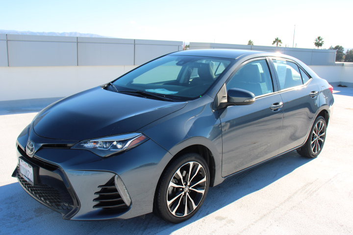 Used 2017 Toyota Corolla SE image 6